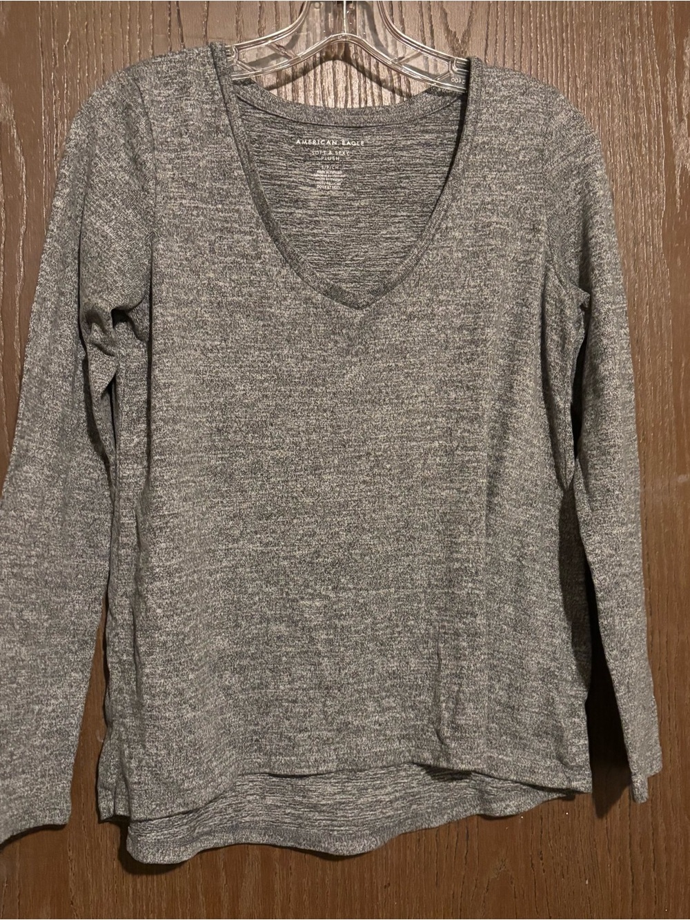 American Eagle Outfitters Gray Heather V-Neck Long Sleeve Top